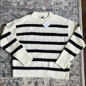 American Eagle Striped Black and Cream Sweater